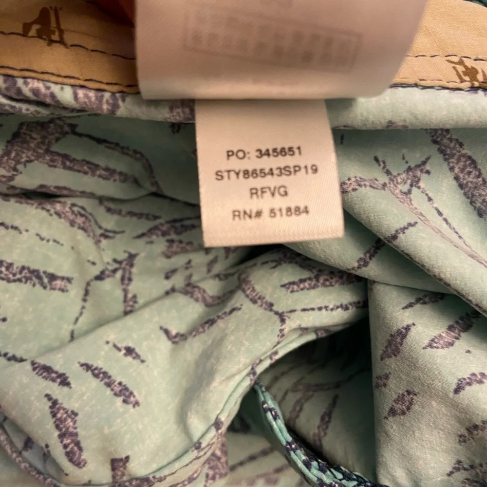 Patagonia Wavefarer Board Short Mens 30 Green Printed Beach Travel Fishing Swim